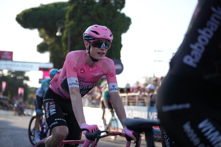 Pogačar looks unstoppable as he chases record-tying fifth Tour de France win